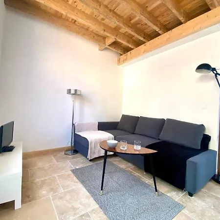 Le Bel Air -jardin - Proche & Parking Gratuit Ferienhaus